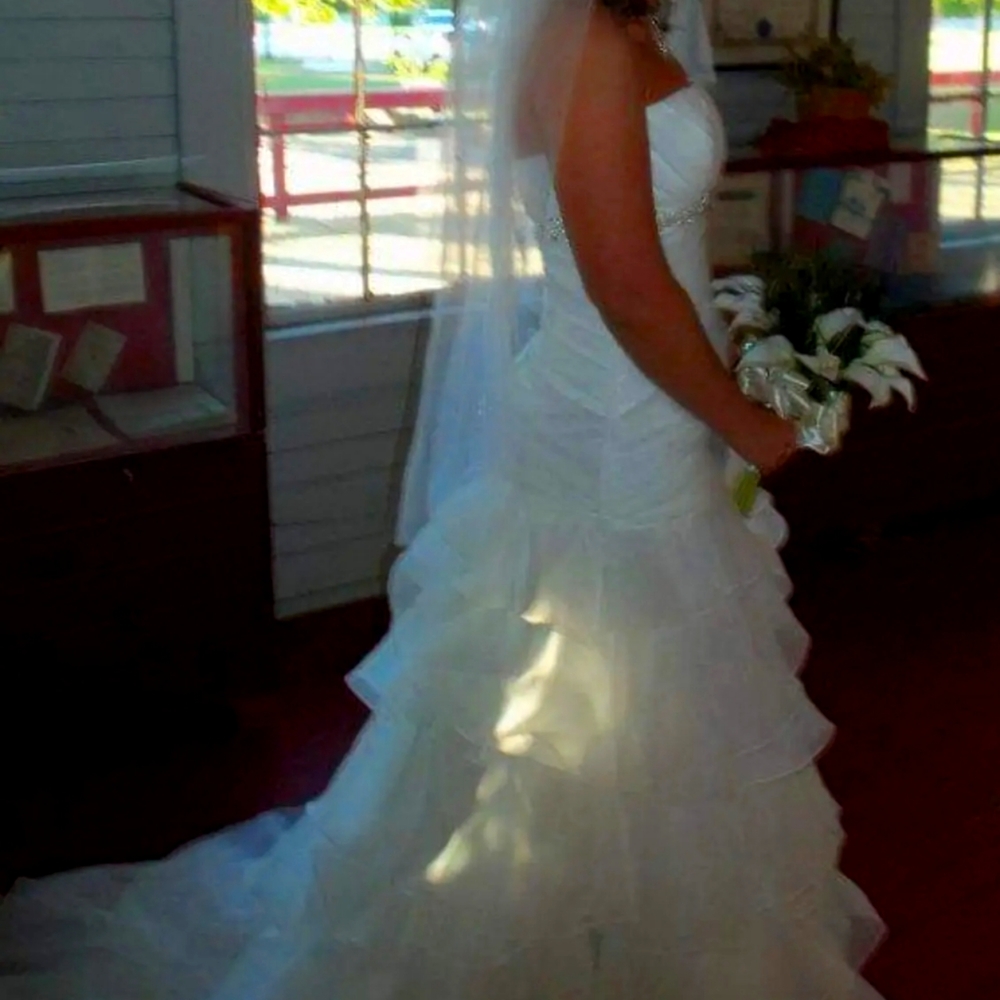 Sweetheart Wedding Dress, size 10